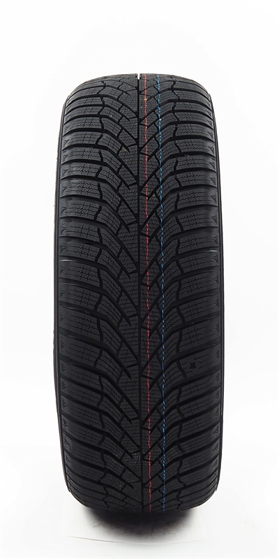 Kumho  WP52 82T