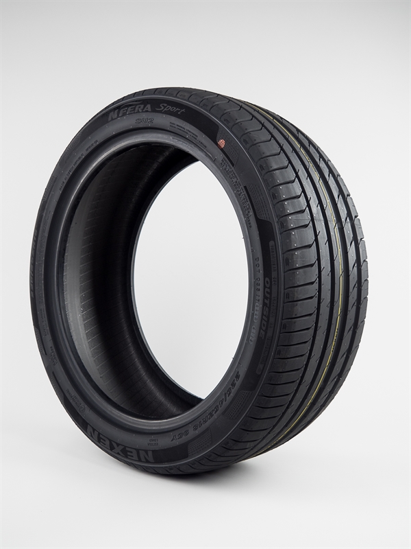 Nexen  NFERA SPORT 94Y