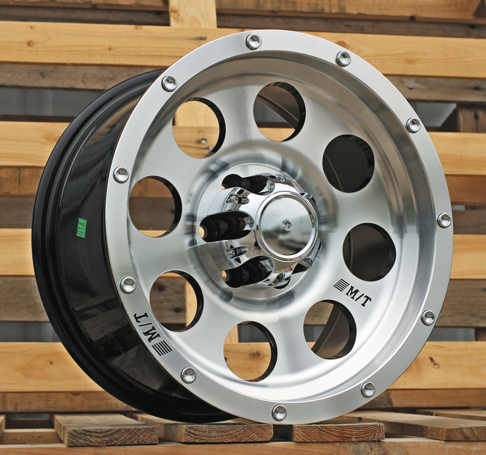 4x4 QC812 MB